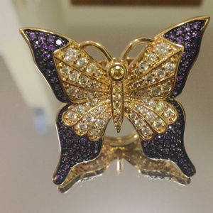 Butterfly ring Sparkly gold tone w purple  sz6.5